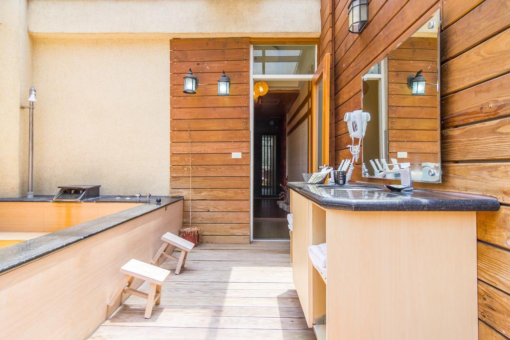 Lover Hot Spring B&B Цзяоси Экстерьер фото